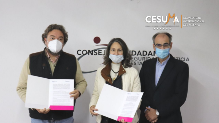 equipo-presentando-covenio