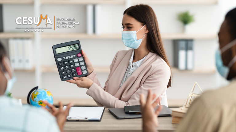 operador-turístico-fijando-precios-de-sus-servicios