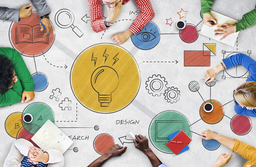 equipo-de-trabajo-compartiendo-ideas equipo-de-trabajo-compartiendo-ideas