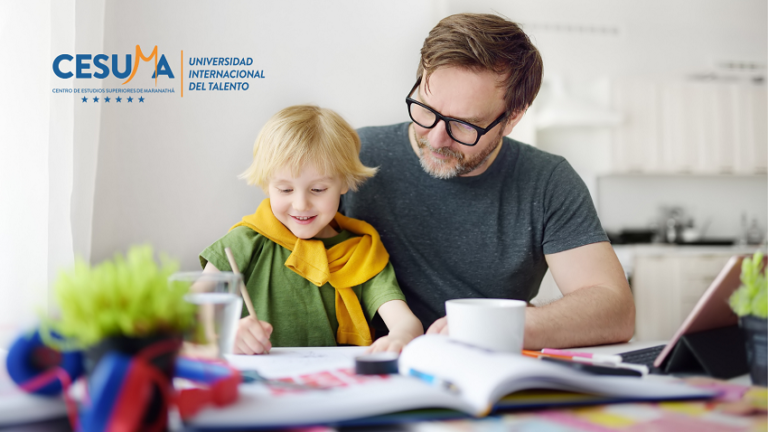 padre-ayudando-a-hijo-a-hacer-tarea