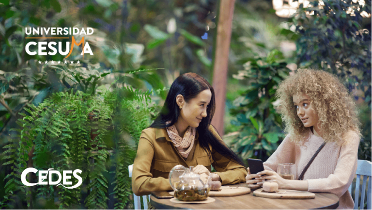 par-de-amigas-escuchanose