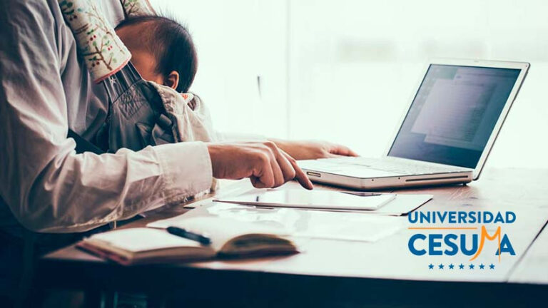 trabajando-con-bebé-en-brazos