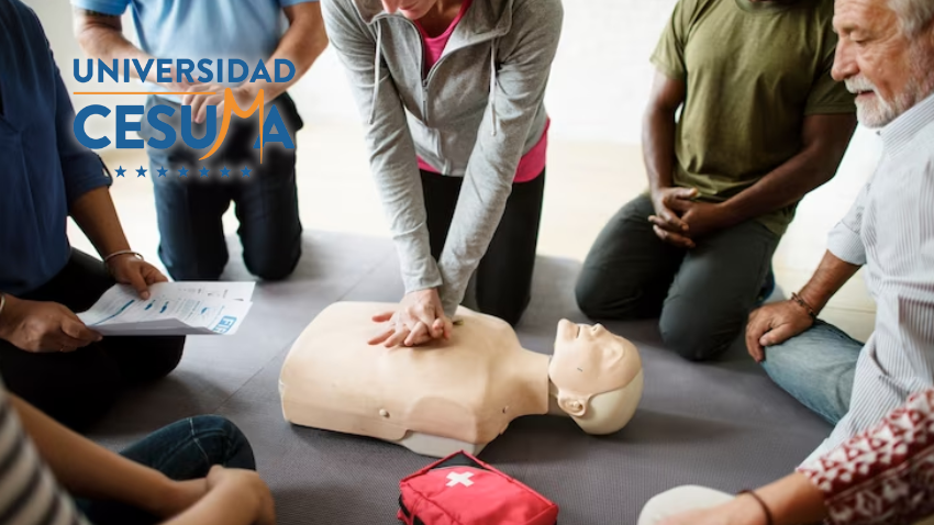 La Importancia de la Formación en Primeros Auxilios en el Trabajo La Importancia de la Formación en Primeros Auxilios en el Trabajo