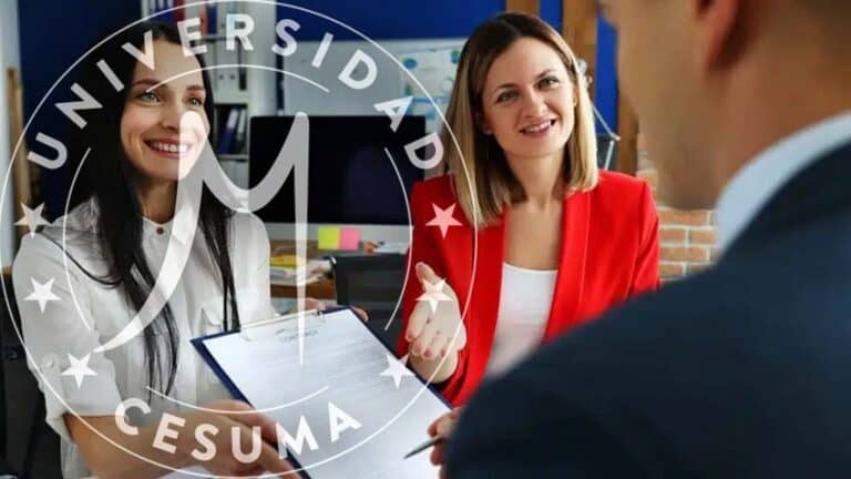 RH haciendo firmar un contrato