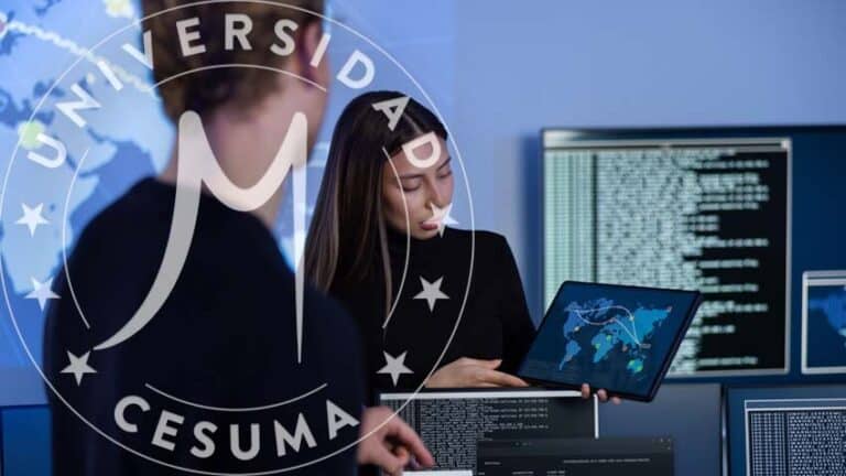 Equipo de ciberseguridad trabaja en un Centro de Operaciones