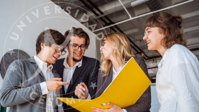 ¿Qué hace un especialista en comunicación interna?