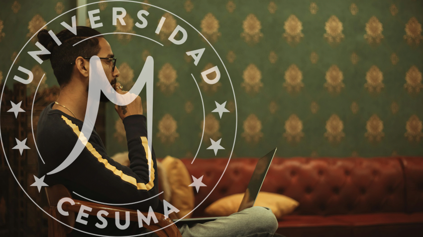 masculino joven pensando