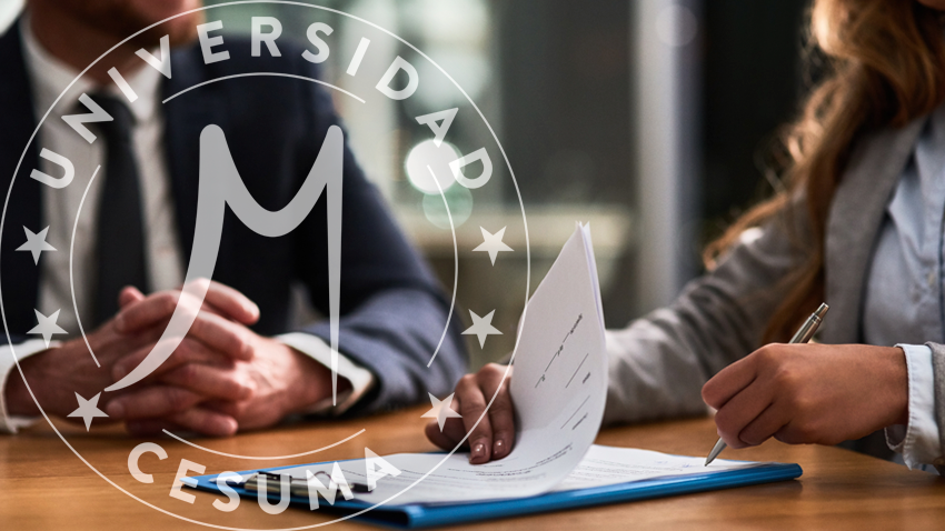 Papel de la mujer abogado, notario o socio manos para la política, el cumplimiento y el acuerdo