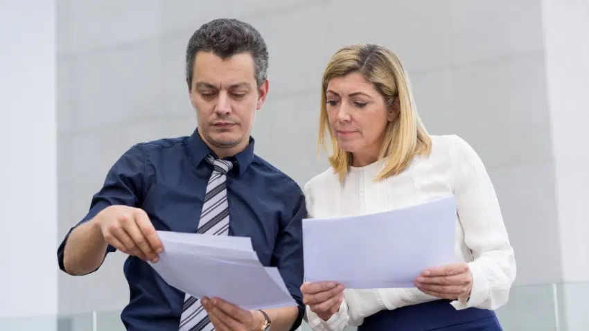 Maestrías y MBA Imagenes-de-CESUMA-3-2 El papel del oficial de cumplimiento en la gestión de riesgos corporativos