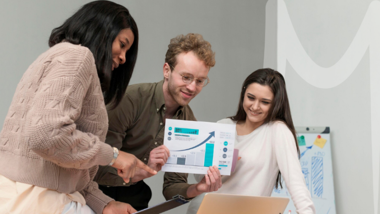 Estrategias de Liderazgo para Directores de Equipos Comerciales