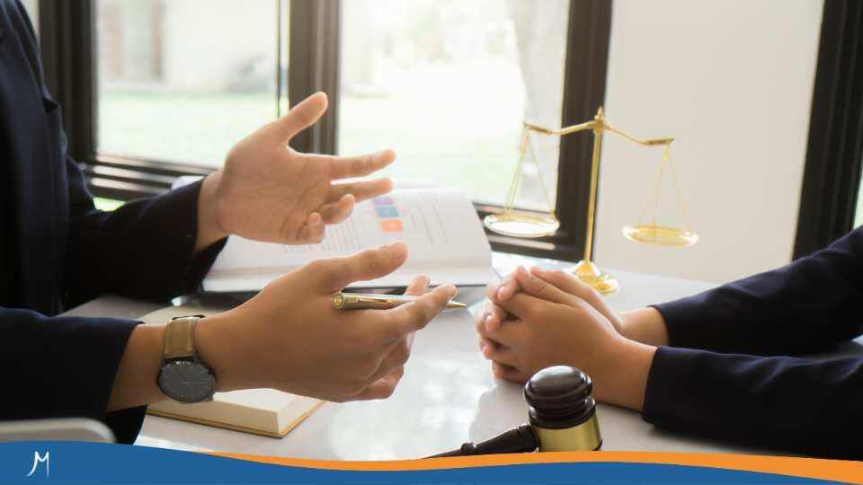 Maestrías y MBA 11 Identifica jurisprudencia relevante para fortalecer tus argumentos legales