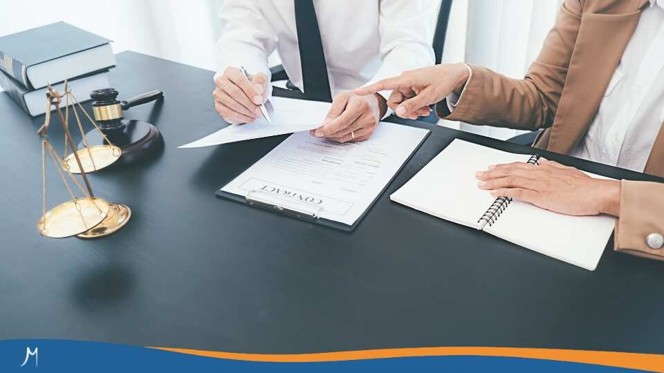 Maestrías y MBA 13 Identifica jurisprudencia relevante para fortalecer tus argumentos legales