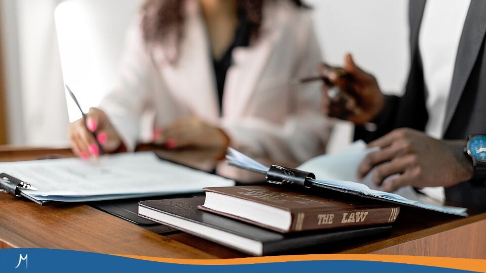 Maestrías y MBA 387 Interpreta la ley con conciencia social: el derecho no es neutral