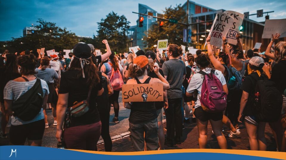 Maestrías y MBA 388 Interpreta la ley con conciencia social: el derecho no es neutral